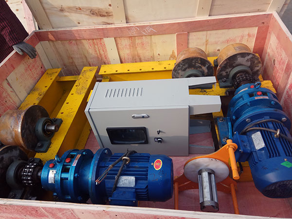 大型防腐膠帶纏繞機(jī)